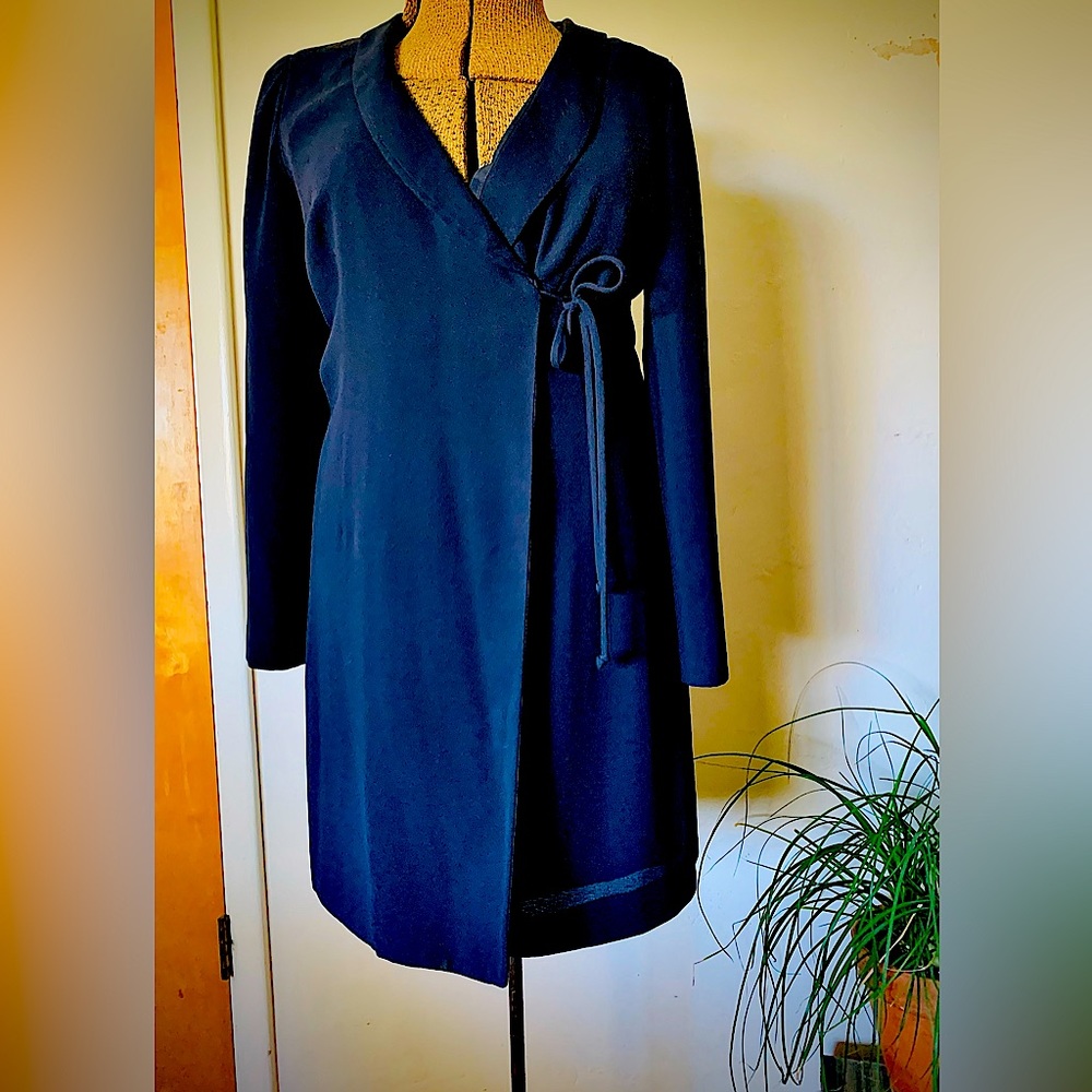 Anne Taylor Loft 90s Navy Blue Wrap Suit Dress - Classic Style, Flattering Shape